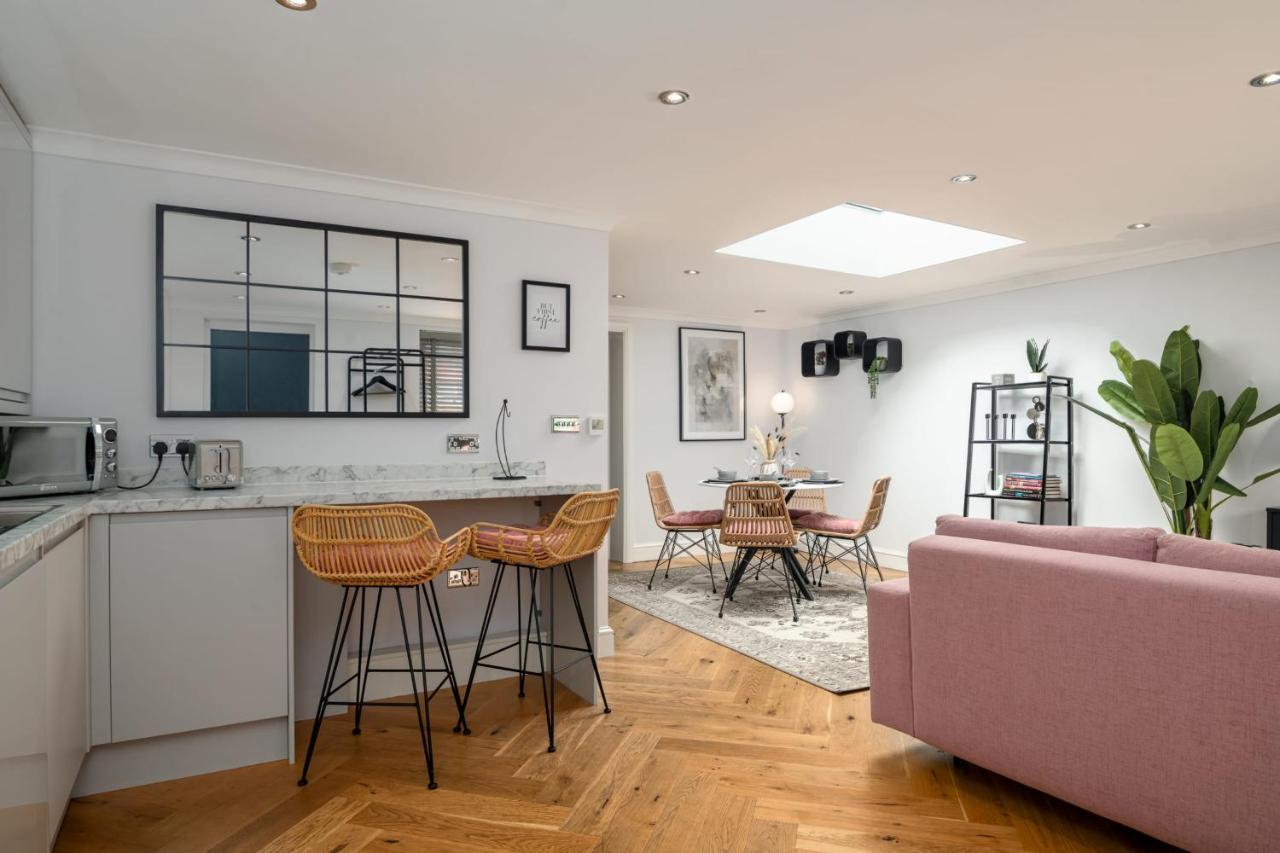 Guestready - Unique Home Near Wimbledon With Gorgeous Deck And Parking London Exterior foto