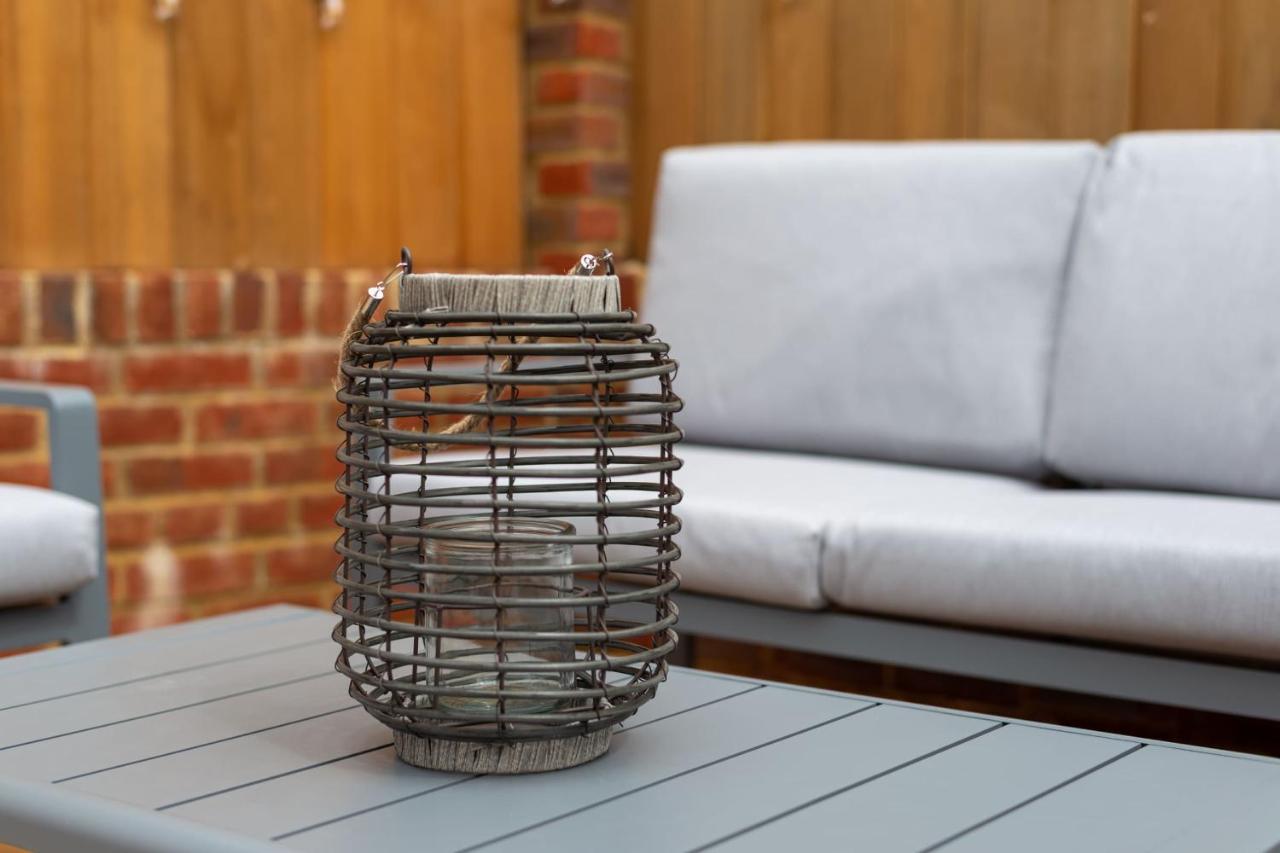 Guestready - Unique Home Near Wimbledon With Gorgeous Deck And Parking London Exterior foto